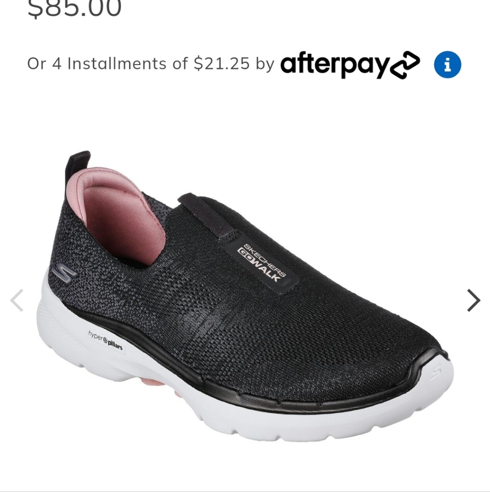 Sketchers go walk